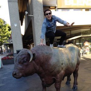 Meet your Posher, Adrian